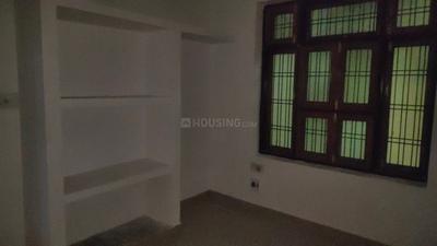 Bedroom Image of 900 Sq.ft 2 BHK Independent House for rent in Fazullaganj Lucknow for Rs. 10000