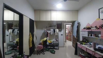 Hall Image of 1275 Sq.ft 3 BHK Apartment / Flat for sale in Lodha Paradise, Thane West Thane for Rs. 19100000