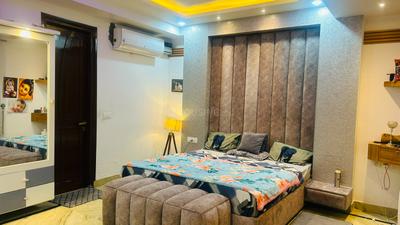 Bedroom Image of 2800 Sq.ft 4 BHK Builder Floor for rent in Vasant Kunj New Delhi for Rs. 100000