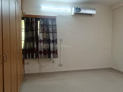 Bedroom Image of 1800 Sq.ft 3 BHK Apartment / Flat for rent in Vasant Kunj New Delhi for Rs. 85000