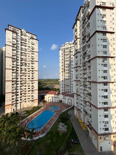 DLF New Town Heights Main Image 1