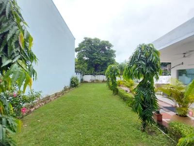 Image of 502 Sq.ft Residential Plot / Land for sale in Sector 15 Part 2, Gurgaon for Rs. 185000000