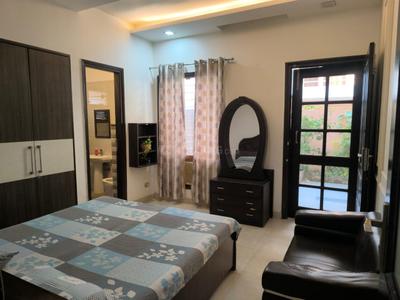Bedroom Image of 1100 Sq.ft 1 RK Builder Floor for rent in Sector 21D Faridabad for Rs. 17000