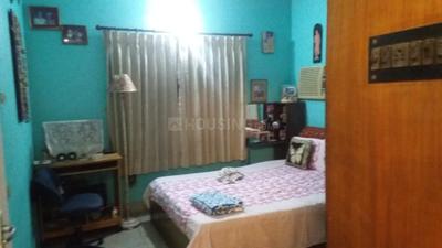 Bedroom Image of 1000 Sq.ft 2 BHK Apartment / Flat for sale in Tollygunge Kolkata for Rs. 4000000