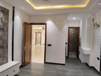 Bedroom Image of 2700 Sq.ft 3 BHK Builder Floor for rent in Sushant Lok Phase 1 Gurgaon for Rs. 140000