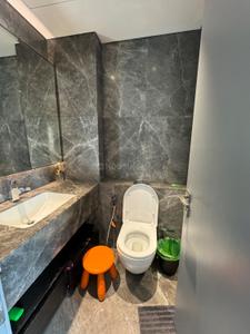 Bathroom Image of 1900 Sq.ft 4 BHK Apartment / Flat for sale in Lodha Park, Lower Parel Mumbai for Rs. 90000000