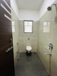 Bathroom Image of 2725 Sq.ft 4 BHK Apartment / Flat for sale in K Raheja Vistas Premiere, Mohammed Wadi Pune for Rs. 19712000