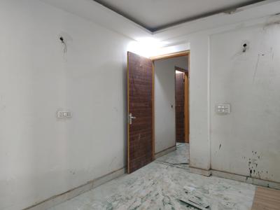 Living Room Image of 650 Sq.ft 2 BHK Apartment / Flat for sale in Sangam Vihar New Delhi for Rs. 3200000