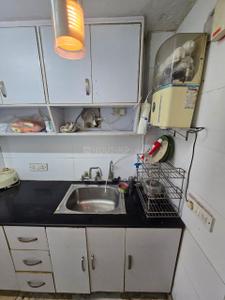 Kitchen Image of 1200 Sq.ft 2 BHK Apartment / Flat for rent in Panchsheel Park New Delhi for Rs. 95000