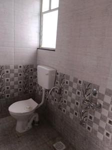Common Bathroom Image of 1760 Sq.ft 3 BHK Apartment / Flat for sale in K Raheja Vistas Building B2, Mohammed Wadi Pune for Rs. 14500000