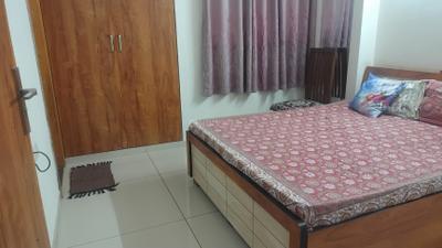 Bedroom Image of 1650 Sq.ft 3 BHK Apartment / Flat for rent in RAR Parkview Kadamb, Vaishno Devi Circle Ahmedabad for Rs. 22000