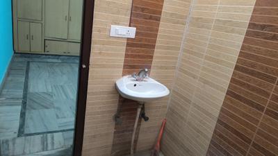 Image of 1000 Sq.ft 2 BHK Builder Floor for rent in C.B.Ganj, Bareilly for Rs. 10000