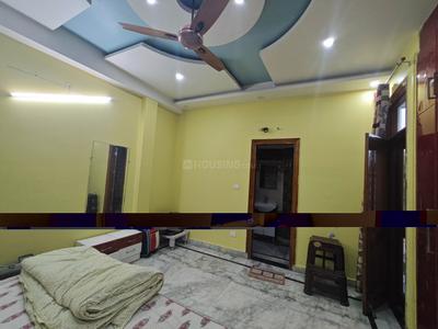 Bedroom Image of 1950 Sq.ft 3 BHK Builder Floor for rent in Eta I Greater Noida for Rs. 40000