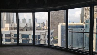 Balcony Image of 3000 Sq.ft 4 BHK Apartment / Flat for sale in Lodha World Towers, Worli Mumbai for Rs. 149000000