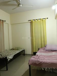 Bedroom Image of 931 Sq.ft 2 BHK Apartment / Flat for rent in Magarpatta Iris, Magarpatta City Pune for Rs. 40000