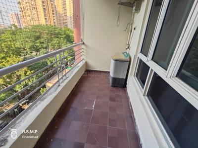 Balcony Image of 999 Sq.ft 2 BHK Apartment / Flat for rent in Supertech Livingston, Crossings Republik Ghaziabad for Rs. 25000