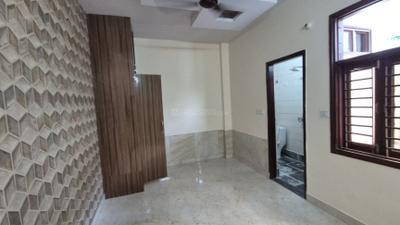 Bedroom Image of 2250 Sq.ft 2 BHK Apartment / Flat for rent in Uttam Nagar New Delhi for Rs. 14000