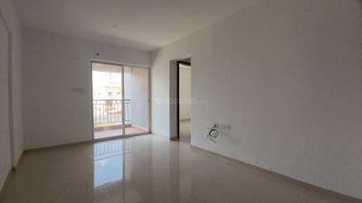 Living Room Image of 1000 Sq.ft 2 BHK Apartment / Flat for rent in Sky Crest, Hadapsar Pune for Rs. 20000
