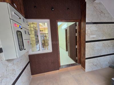 Bathroom Image of 950 Sq.ft 2 BHK Builder Floor for rent in JP Nagar Bengaluru for Rs. 25500