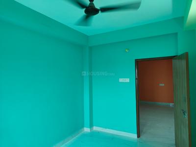 Bedroom Image of 1200 Sq.ft 2 BHK Apartment / Flat for sale in Tangra Kolkata for Rs. 3000000