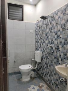 Common Bathroom Image of 750 Sq.ft 2 BHK Apartment / Flat for sale in Kambakshpur Noida for Rs. 3086400