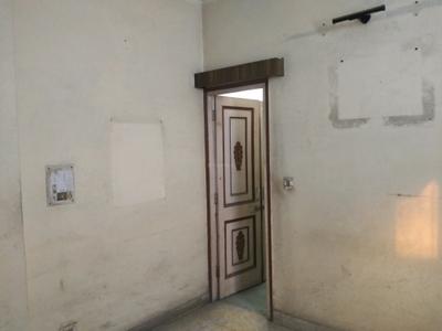 Bedroom Image of 1250 Sq.ft 3 BHK Apartment / Flat for sale in Airport Apartments CHS, Vikaspuri New Delhi for Rs. 17500000
