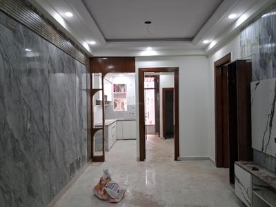 Living Room Image of 1150 Sq.ft 2.5 BHK Apartment / Flat for sale in Sector 73 Noida for Rs. 4800000