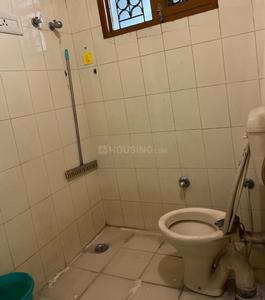 Bathroom Image of 1200 Sq.ft 2 BHK Apartment / Flat for rent in Greater Kailash Jammu for Rs. 12000