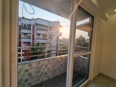 Balcony Image of 2400 Sq.ft 4 BHK Apartment / Flat for rent in CGHS Guru Apartments, Sector 6 Dwarka New Delhi for Rs. 60000