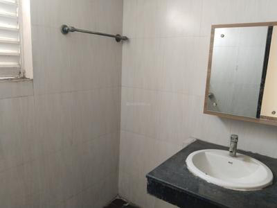 Image of 1700 Sq.ft 3 BHK Apartment / Flat for rent in Paramount Symphony, Crossings Republik, Ghaziabad for Rs. 25000