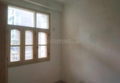 Bedroom Image of 690 Sq.ft 2 BHK Builder Floor for sale in Jamia Nagar New Delhi for Rs. 5800000