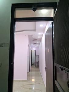 Main Entrance Image of 700 Sq.ft 2 BHK Builder Floor for rent in Mansarover Garden New Delhi for Rs. 27000