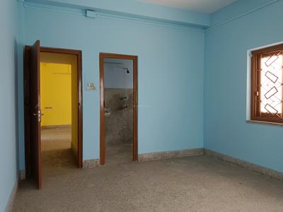 Bedroom Image of 1150 Sq.ft 2 BHK Builder Floor for rent in Jodhpur Park Kolkata for Rs. 21000
