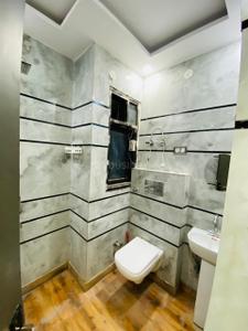 Image of 2350 Sq.ft 3 BHK Apartment / Flat for rent in Uttam Nagar, New Delhi for Rs. 21000
