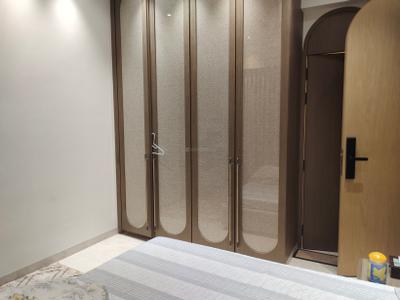 Bedroom Image of 1100 Sq.ft 3 BHK Apartment / Flat for sale in Santacruz West Mumbai for Rs. 60000000