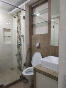 Common Bathroom Image of 2275 Sq.ft 4 BHK Apartment / Flat for sale in  Emporio Apartments, Vile Parle West Mumbai for Rs. 89000000