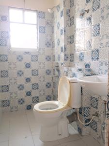 Common Bathroom Image of 668 Sq.ft 2 BHK Apartment / Flat for sale in Sugam Sudhir, Garia, Sonarpur Kolkata for Rs. 6000000