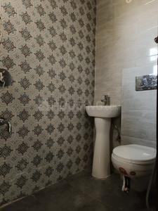 Bathroom Image of 750 Sq.ft 2 BHK Apartment / Flat for sale in Sector 105 Gurgaon for Rs. 4500000