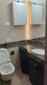 Image of 1165 Sq.ft 2 BHK Apartment / Flat for sale in K Raheja Heights, Malad East, Mumbai for Rs. 25000000