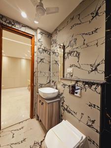 Bathroom Image of 2140 Sq.ft 3 BHK Builder Floor for sale in Pareena Bellevue Floors, Sector 52 Gurgaon for Rs. 22500000