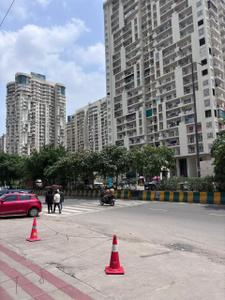 Image of 920 Sq.ft 2 BHK Apartment / Flat for sale in Sethi Max Royal, Sector 76, Noida for Rs. 10200000