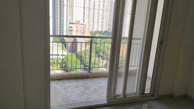 Image of 1000 Sq.ft 3 BHK Apartment / Flat for rent in Godrej Emerald, Thane West, Thane for Rs. 36000