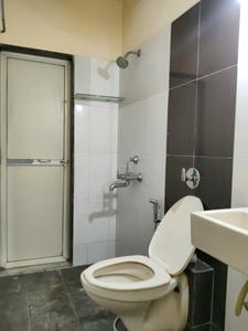 Common Bathroom Image of 845 Sq.ft 2 BHK Apartment / Flat for rent in Kasarvadavali Thane for Rs. 25500