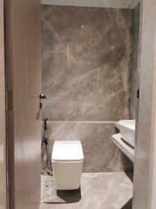 Bathroom Image of 1550 Sq.ft 3 BHK Apartment / Flat for sale in Juhu Mumbai for Rs. 90000000
