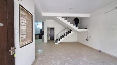 Balcony Image of 2100 Sq.ft 3 BHK Independent House for rent in Vallabh Vidhyanagar Anand for Rs. 18000