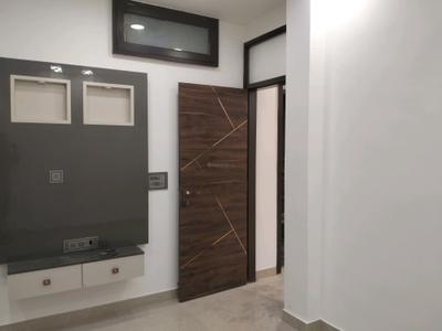 Bedroom Image of 1100 Sq.ft 3 BHK Builder Floor for sale in Shalimar Bagh New Delhi for Rs. 15500000