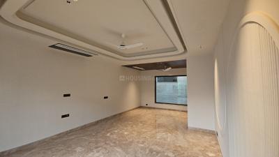 Living Room Image of 4500 Sq.ft 4 BHK Apartment / Flat for sale in Green Park Extension New Delhi for Rs. 150000000