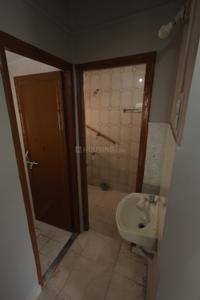 Bathroom Image of 927 Sq.ft 2 BHK Apartment / Flat for sale in Kapadia Chal Valsad for Rs. 1800000