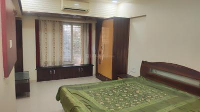 Bedroom Image of 1400 Sq.ft 3 BHK Apartment / Flat for sale in Ganesh Apartments, Vile Parle East Mumbai for Rs. 40000000