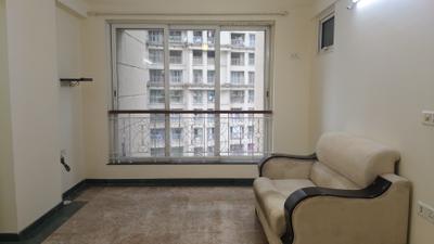 Living Room Image of 950 Sq.ft 2 BHK Apartment / Flat for rent in Hiranandani Estate Thane for Rs. 45000